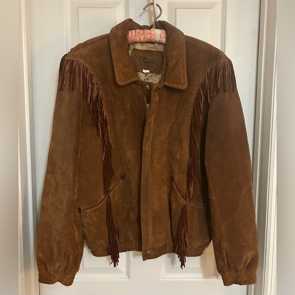 VNT Echo Mountain Suede
Leather Western Native Jacket
Size 40